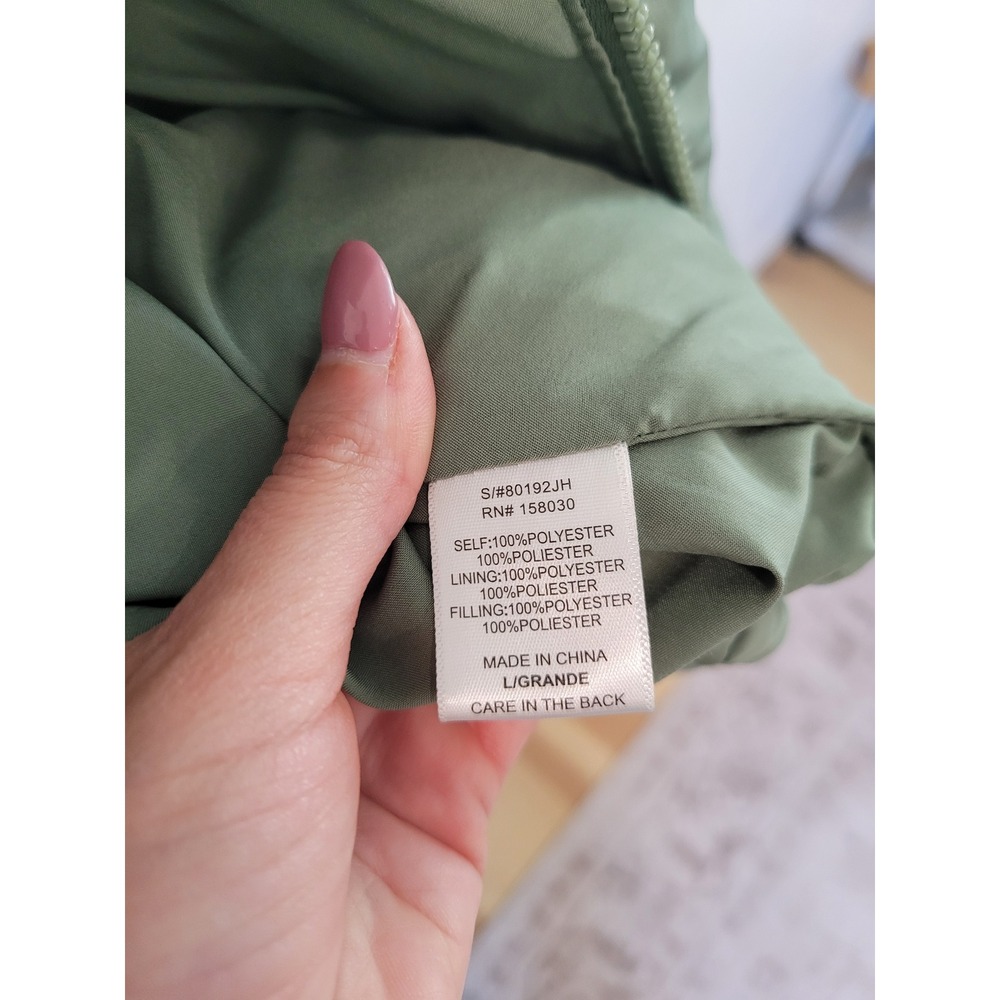 Love Tree Cropped Puffer Jacket Sage Green Quilted Zip Front Womens Large - Picture 4 of 8